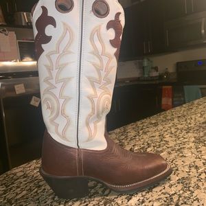 Size 9b Women’s Tony Lama Cowboy Boots